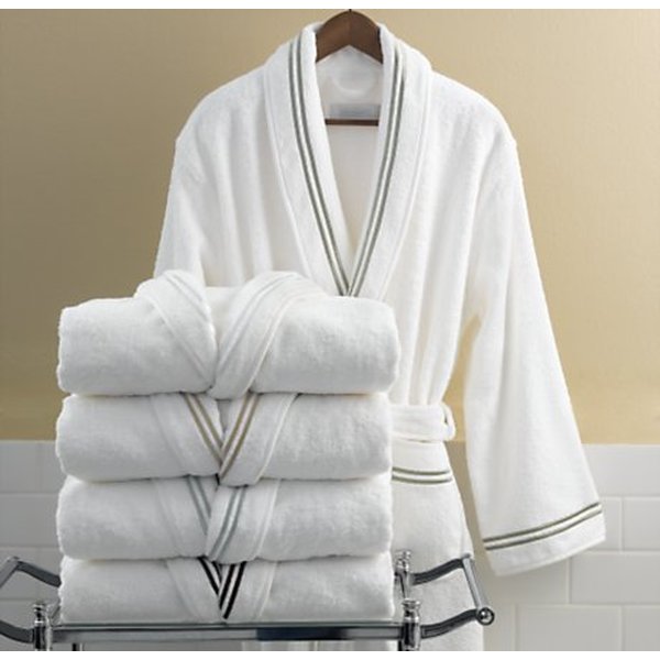 Халат махровый, белый, размер 46-54 для гостиниц, Оливия текс 0